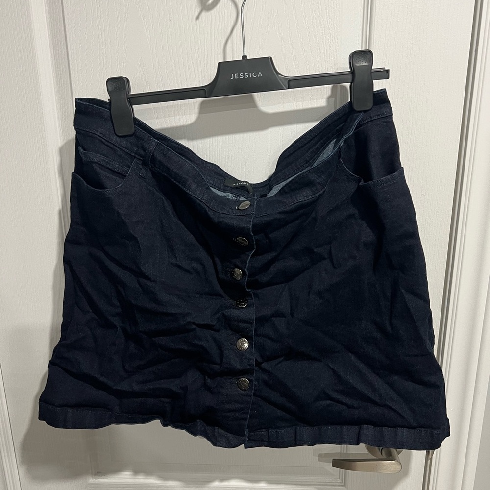Plus size Navy Button-Front Skirt